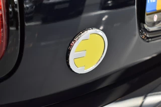 MINI Electric MINI Electric Mini Resolute edition 33 kWh Pano automaat resolute edition 135kw 1e eigenaar n.a.p. Pano / Leder / Harman Kardon / Head Up / Camera / Keyless - afbeelding nr 10