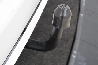 Toyota Corolla Toyota Corolla 2.0 Hybrid Premium | Leder | Head-Up |  Stoelverwarming | Trekhaak | Adaptive cruise | Matrix LED | Carplay | Keyless | Camera - afbeelding nr 23
