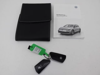 Volkswagen Golf Volkswagen Golf 1.4 TSI e-Hybrid Style | Stoel & stuurverwarming |  Massage | Adaptive cruise | Carplay | Memory | Navigatie | Sfeerverlichting - afbeelding nr 15