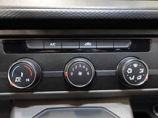 Volkswagen Transporter Volkswagen Transporter 2.0 150PK L2H1 Highline Automaat Dubbele Cabine Airco  Navi Parkeersensoren Camera Trekhaak Carplay - afbeelding nr 20
