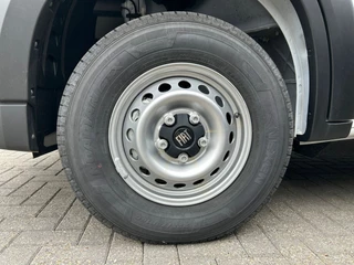 Fiat E-Ducato Fiat E-Ducato 4.25t L3H2 Heavy 110 kWh | Achteruitrijcamera | LED koplampen | Navigatie | Reservewiel - afbeelding nr 2