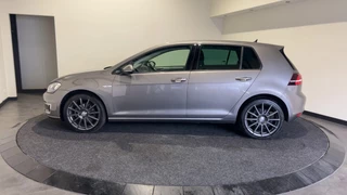 Volkswagen e-Golf | Lederen Bekleding | Zwarte Velgen | Privacy Glass | Lage km. stand! | SoH (batterijcheck) 86,4 % score! - afbeelding nr 12