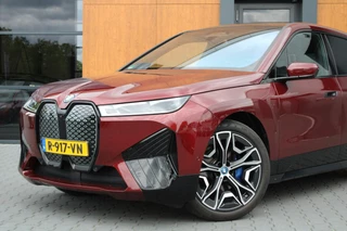 BMW iX BMW iX xDrive40 77kWh Sport pakket | Pano | Trekhaak | Massage - afbeelding nr 41