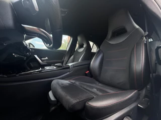Mercedes-Benz A-Klasse Mercedes-Benz A-Klasse 200 163PK AMG Night Sfeer Apple-Carplay 19'' - afbeelding nr 11