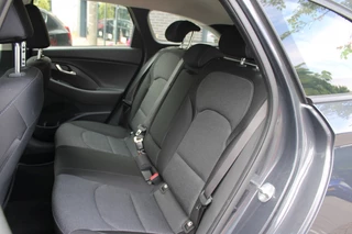 Hyundai i30 Hyundai i30 Wagon 1.0 T-GDI Comf.Smart Aut. Navi/Led/Pdc/Cam/16