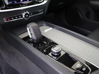 Volvo V60 Volvo V60 Cross Country 2.0 B5 AWD Pro | Stoelmassage | Nappa Leder | H&K Audio | - afbeelding nr 20