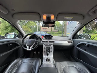 Volvo V70 Volvo V70 2.0 D4 Inscription Edition D4/ Leer/Navigatie/Airco-Ecc/Stoelverw/alu wielen - afbeelding nr 17