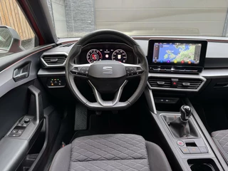 SEAT Leon Seat Leon 1.5 TSI FR Launch Edition | LED | Stoelverwarming | Navigatiesysteem | Adaptive cruise control | Apple CarPlay | 18 inch lichtmetalen velgen | Achteruitrijcamera | Trehaak uitklapbaar | Parkeersensoren voor en achter - afbeelding nr 35