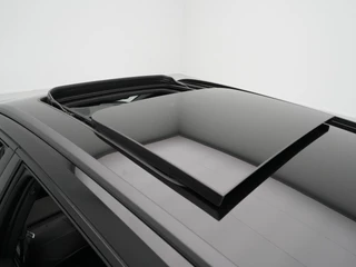 Audi A4 Audi A4 Avant 35 TFSI 150pk S-Tronic S-Line edition Competition Panorama Navigatie Pdc Elek. klep - afbeelding nr 13