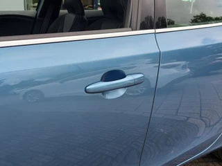 Volvo V40 Volvo V40 2.0 D2 R-Design Business | Origineel NL | Navi | Bi-Xenon | Clima | Cruise | Leder+Alcantara | Stoelverwarming | Pdc | Licht+Regensensor | 16''lm | Voorruitverwarming - afbeelding nr 33