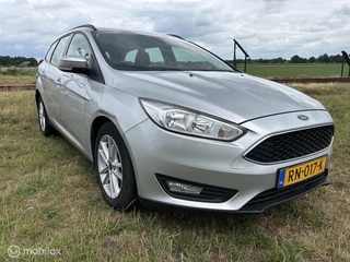 Ford Focus Ford Focus Wagon 1.0 Lease Edition NAVI AIRCO CRUISE LEES TEKST - afbeelding nr 2