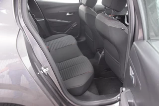 Peugeot 208 Peugeot 208 1.2 PureTech Active Carplay/Airconditioning - afbeelding nr 9