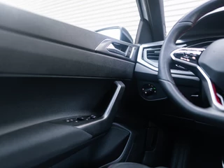Volkswagen Polo Volkswagen Polo 2.0 TSI GTI Pano Beats Navi Cruise Camera VOL! - afbeelding nr 24