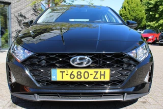 Hyundai i20 Hyundai i20 1.0 T-GDI Comf.Smart Navi/Led/Pdc/Cam/16
