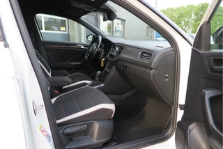 Volkswagen T-Roc Volkswagen T-Roc 2.0 TSI 190pk DSG 4Motion Sport , Virtual cockpit , Led verlichting, Trekhaak (afneembaar), Navigatie, Stoelverwarming,Achteruitrijcamera etc. Nieuwe APK - afbeelding nr 31