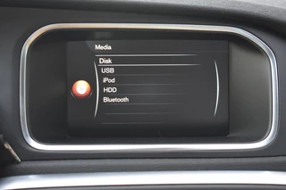 Volvo V40 Volvo V40 T2 122pk Aut. Inscription | Camera | PanoDak | Leder - afbeelding nr 30