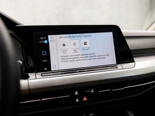 Volkswagen Golf Volkswagen Golf 1.0 TSI Sport (APPLE CARPLAY, GROOT NAVI, MEMORY SEATS, ALCANTARA, CAMERA, SPORTSTOELEN, KEYLESS, LM VELGEN, LED KOPLAMPEN, NIEUWSTAAT) - afbeelding nr 29