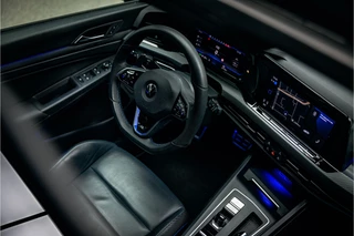 Volkswagen Golf uiterst nette en volle Golf R met Akra en nog vele andere opties - afbeelding nr 19