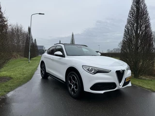 Alfa Romeo Stelvio Alfa Romeo Stelvio 2.0t Q4 Veloce 280pk, panodak, 20inch! - afbeelding nr 23