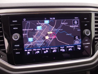 Volkswagen T-Roc AUTOMAAT / VIRTUAL / DAB+ / CARPLAY / NAVI / AIRCO / PDC / ACC / NL-AUTO - afbeelding nr 11