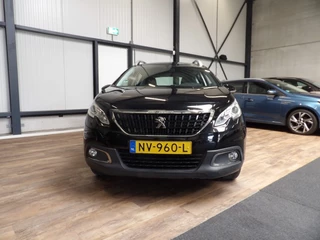 Peugeot 2008 Peugeot 2008 1.2 puretech - airco - cruise - navigatie - afbeelding nr 7