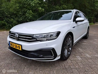 Volkswagen Passat Volkswagen Passat Variant 1.4 TSI PHEV GTE|Pano|Trekhaak|Leder - afbeelding nr 6