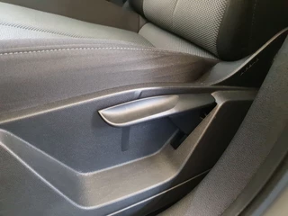 Audi Q2 Audi Q2 30 TFSI 115pk Design Trekhaak, Panorama dak - afbeelding nr 14