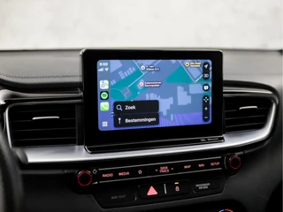 Kia Ceed Sportswagon Automaat (PANORAMADAK, APPLE CARPLAY, GROOT NAVI, MEMORY SEATS, STUUR/STOELVERWARMING, LEDER/ALCANTARA, GETINT GLAS, XENON, CAMERA, TREKHAAK, NIEUWSTAAT) - afbeelding nr 30