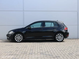 Volkswagen Golf Volkswagen Golf 1.0 TSI R-Line CarPlay ACC PDC Massage - afbeelding nr 2