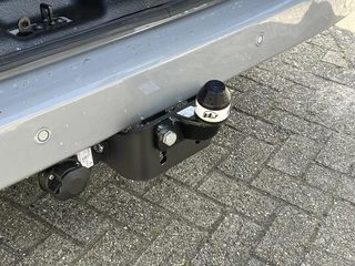 Ford Transit Custom Ford Transit Custom 320 2.0 TDCI L2H1 Limited | 136pk | Trekhaak | Driver Assistance Pack Premium | Stuurwielverwarming | Stoel - Bank | Achteruitrijcamera - afbeelding nr 14