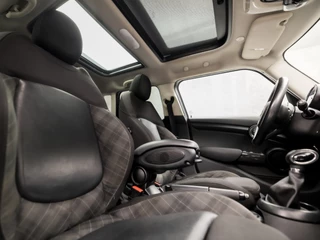 MINI Cooper Automaat (PANORAMADAK, 5 DEURS, GROOT NAVI, STOELVERWARMING, LEDER, SPORTSTOELEN, GETINT GLAS, NIEUWE APK, CRUISE, NIEUWSTAAT) - afbeelding nr 8