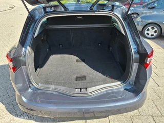 Renault Mégane Estate RENAULT MEGANE ESTATE 1.2 TCe LIMITED - afbeelding nr 10