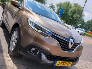 Renault Kadjar Renault Kadjar 1.2 TCe 131pk Intens Pack-Tech | Navi | Clima | Cruise | Keyless Entry | Pdc V+A+Assist+Camera | Dodehoek+Rijstrook+Licht+Regensensor | Mistlampen | Privacy Glass | 17''lm - afbeelding nr 50