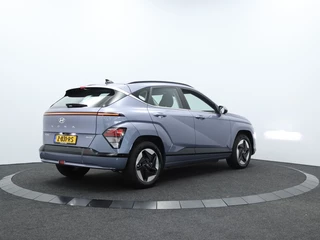 Hyundai Kona Hyundai Kona Electric Comfort 65.4 kWh | Navigatie | Camera | Cruise control - afbeelding nr 2