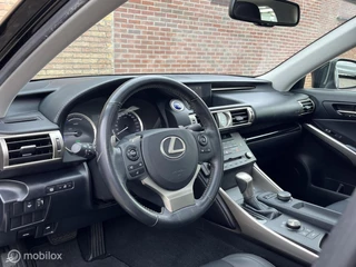 Lexus IS Lexus IS 300h 25th Edition | Org NL| Dealer Ondh| Schuifdak - afbeelding nr 15