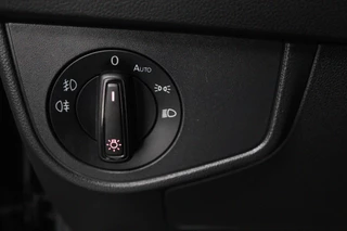Volkswagen Polo Volkswagen Polo 2.0 TSI GTI (STOELVERWARMING, NAVIGATIE, AUTOMAAT, CRUISE ADAPTIEF, PARKEERSENSOREN, NL-AUTO) - afbeelding nr 6