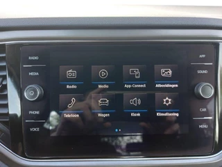 Volkswagen T-Roc Volkswagen T-Roc 1.5 TSI Style Automaat,trekhaak, applecarplay/android/nav,airco,cruisecontrol,stoel/stuurverwarming,trekhaak - afbeelding nr 14