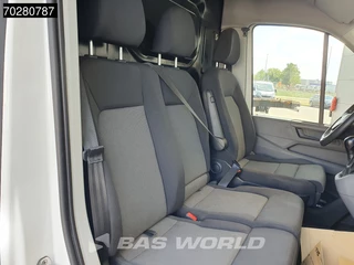 Volkswagen Crafter Volkswagen E-Crafter 136pk Elektrisch 115 WLTP 35,8 kWH LED Navi Airco Cruise Camera Parkeersensoren 12m3 Airco Cruise control - afbeelding nr 9
