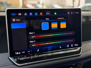 Volkswagen Tiguan Volkswagen TIGUAN 1.5 eTSI DSG Lane ass Drive pilot CarPlay 150 PK Keyless Camera Sfeerverlichting Life edition Direct leverbaar - afbeelding nr 32