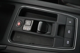 CUPRA Leon CUPRA Leon 1.4 e-Hybrid | Carplay | Stoel & stuurverwarming |  Camera | Adaptive cruise | Navigatie | Sfeerverlichting | Full LED | Memory | PHEV - afbeelding nr 22