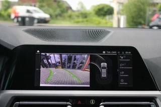 BMW 3 Serie BMW 3-serie Touring 320e Business Edition Plus|PlugInHybride|Camera|PDC|AppleCarPlay|20