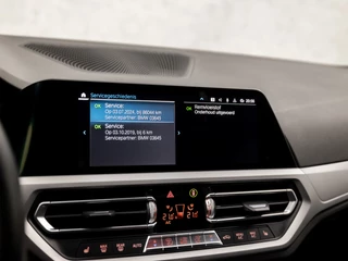 BMW 3 Serie 293Pk Automaat (APPLE CARPLAY, M STUUR, 1e EIGENAAR, GROOT NAVI, STOELVERWARMING, LEDEREN SPORTSTOELEN, CAMERA, ZWART HEMEL, GETINT GLAS, HIFI, LANE ASSIST, NIEUWE APK, NIEUWSTAAT) - afbeelding nr 24