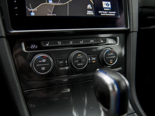 Volkswagen e-Golf Volkswagen e-Golf 136pk | Navi Discover Pro | Warmtepomp | LED koplampen | Apple Carplay & Android Auto | Stoelverwarming - afbeelding nr 26
