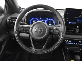 Toyota Yaris Toyota Yaris 1.5 Hybrid 130 Executive | Stuur en Stoelverwarming | PDC V+A | - afbeelding nr 16