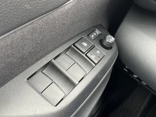 Toyota Yaris Cross Toyota Yaris Cross 1.5 Hybrid 130 Dynamic | Navi | Keyless Entry & Start | Stoelver - afbeelding nr 15