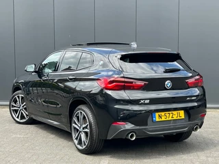 BMW X2 BMW X2 xDrive20i M Sport Shadow Panoramadak ACC HUD Sfeerlicht - afbeelding nr 12