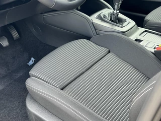 Ford Focus Ford Focus Wagon 1.0 EcoBoost Hybrid Titanium X 125pk | ZUID | Ford Voorraad | Winterpack | Driver Assistance Pack - afbeelding nr 9