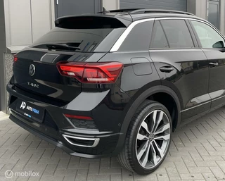 Volkswagen T-Roc Volkswagen T-Roc 1.5 TSI DSG R-Line 150PK/PANO/KEYL - afbeelding nr 22