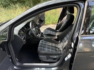 Volkswagen Golf Volkswagen Golf 1.4 TSI GTE - afbeelding nr 41