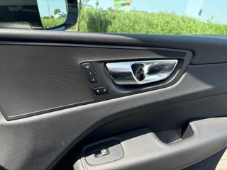 Volvo XC60 Volvo XC60 2.0 T6 Plug-in hybrid AWD Plus Bright | Long Range | Memoryseats | Lederen bekleding | ACC | Keyless Entry | Stoelverwarming | - afbeelding nr 25